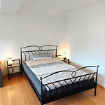 דירה Gemuetliche Auf Hof Santangelo *